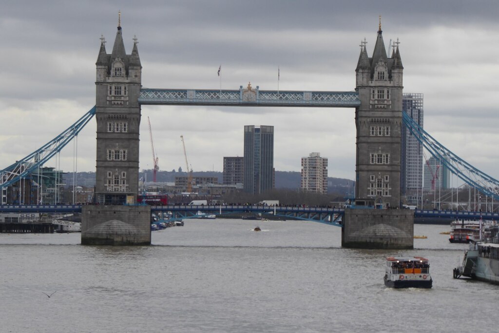 Tower Bridge is among the iconic sights on the London Marathon route. Image: Copyright Philip Halling and licensed for reuse under this Creative Commons Licence.