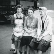 Workers at the High Mill, Inveresk Paper Mill, 1940s. Photo courtesy of the John Gray Centre.