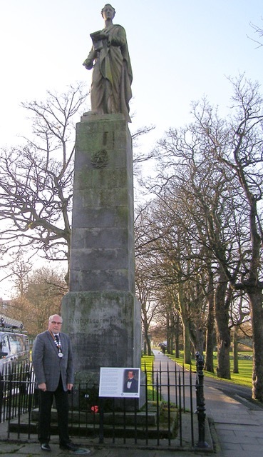 Ceremony held in memory of Musselburgh's David Macbeth Moir - Vimarsana News