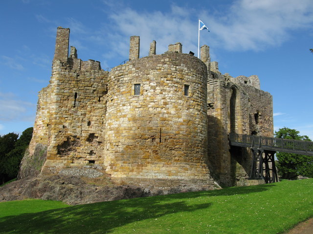 Dirleton Castle. Copyright G Laird and licensed for reuse under this Creative Commons Licence.