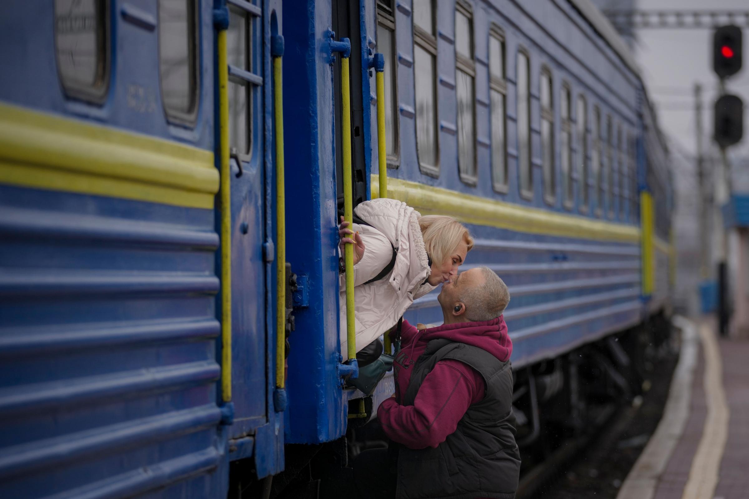 Ukrainian refugee exodus exceeds one million in a week - Vimarsana News