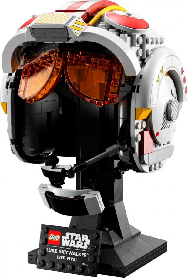East Lothian Courier: Star Wars™ Luke Skywalker (Red Five) Helmet by LEGO. (Disney)