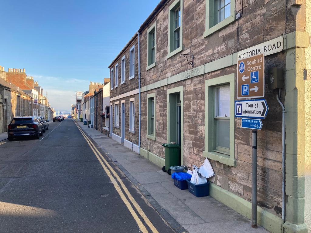 Huge number of holiday lets in North Berwick discussed at meeting - Vimarsana News