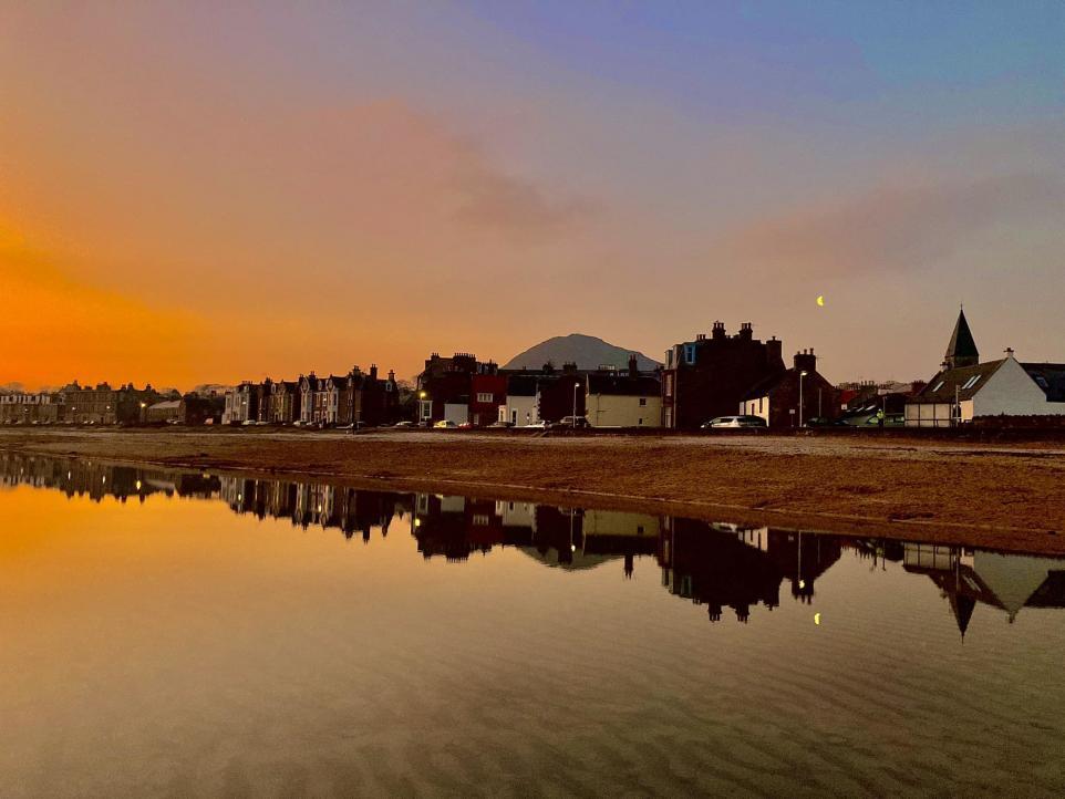 Eight East Lothian beaches scoop prestigious accolade - Vimarsana News